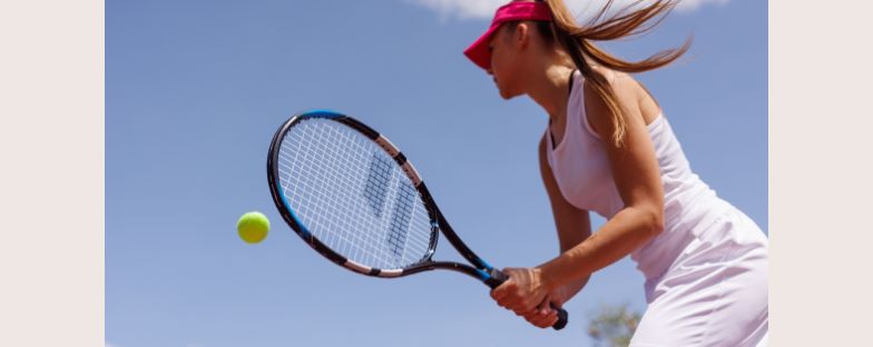 Infortuni della parete addominale: un nemico per tennisti e sportivi