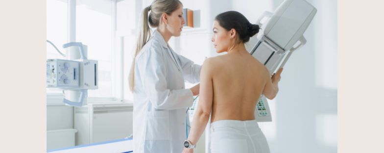 Mammografia, l’esame fondamentale per la diagnosi precoce del tumore al seno